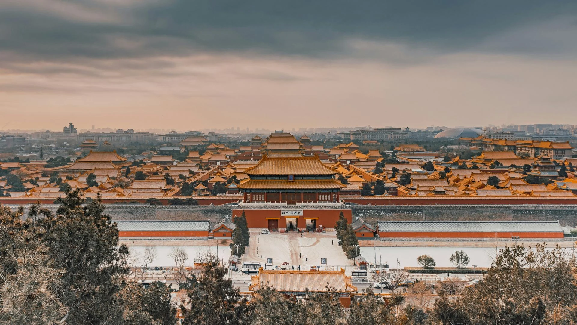 中国古建筑屋脊全景